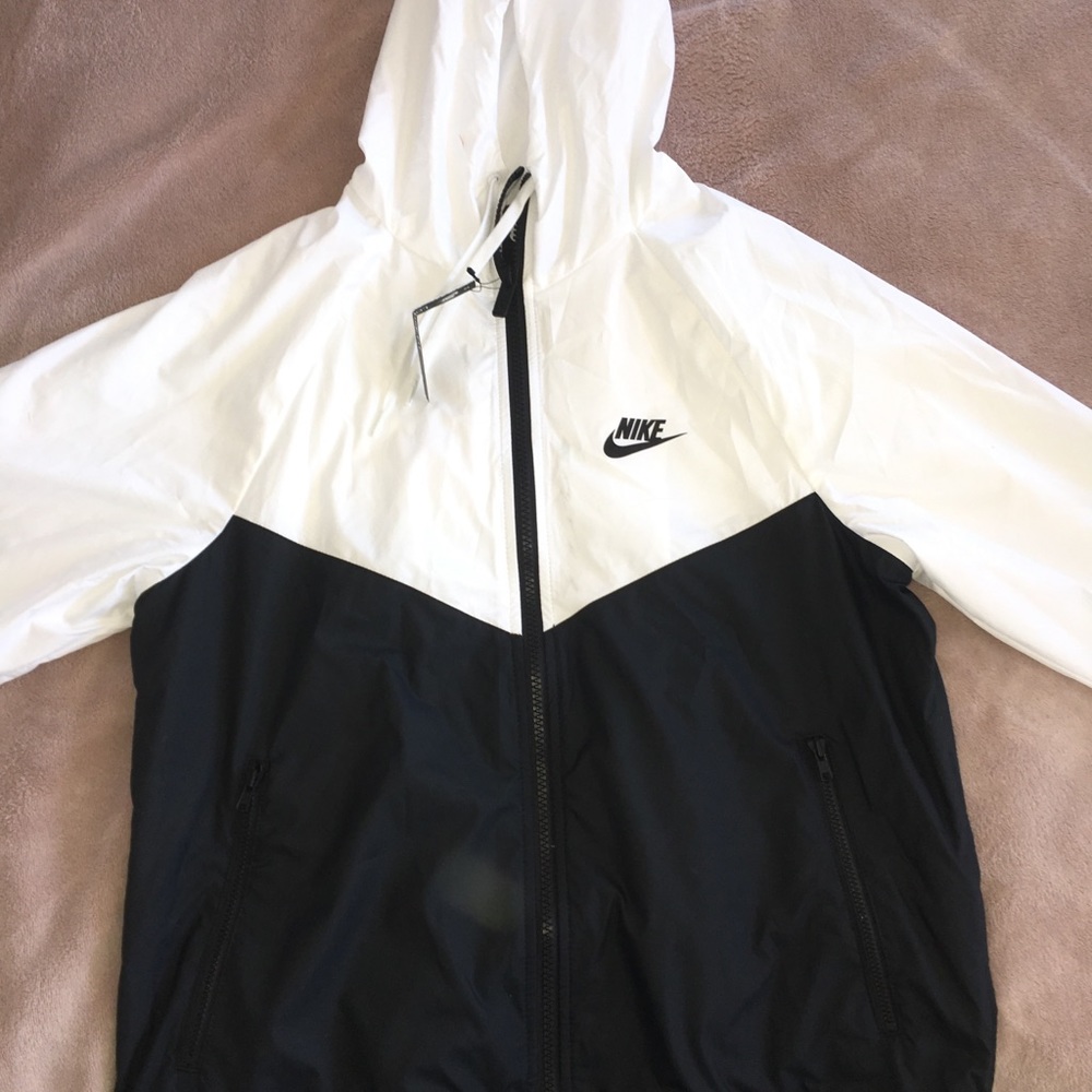 Nike windbreaker